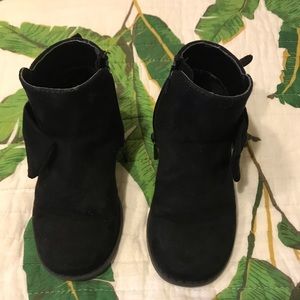 Kenneth Cole Black Boot